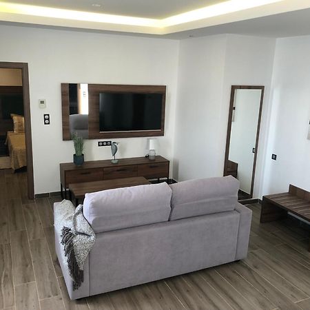 Gardenia Hotel Oran Aïn El Turk Extérieur photo